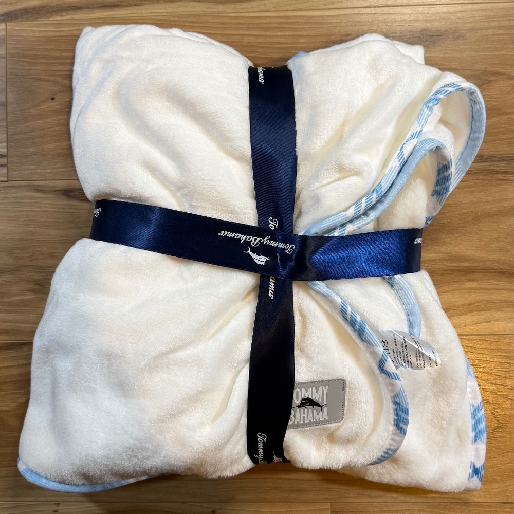 Tommy Bahama Plush Throw Blanket 50x60 Cream Blue